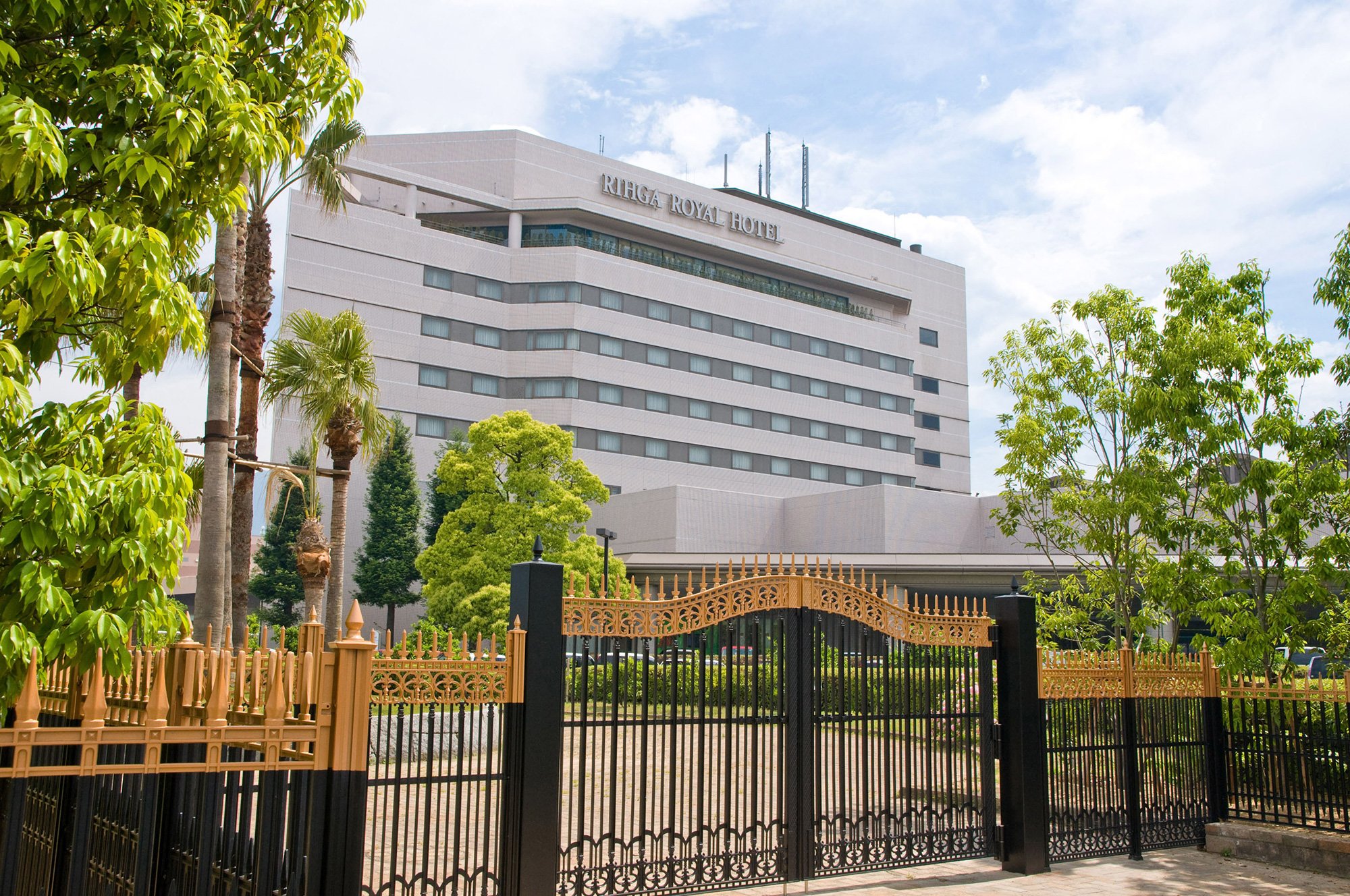 麗嘉皇家飯店 新居濱